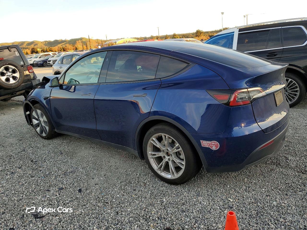 Tesla Model Y 2024