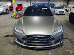 Tesla Model S 2015