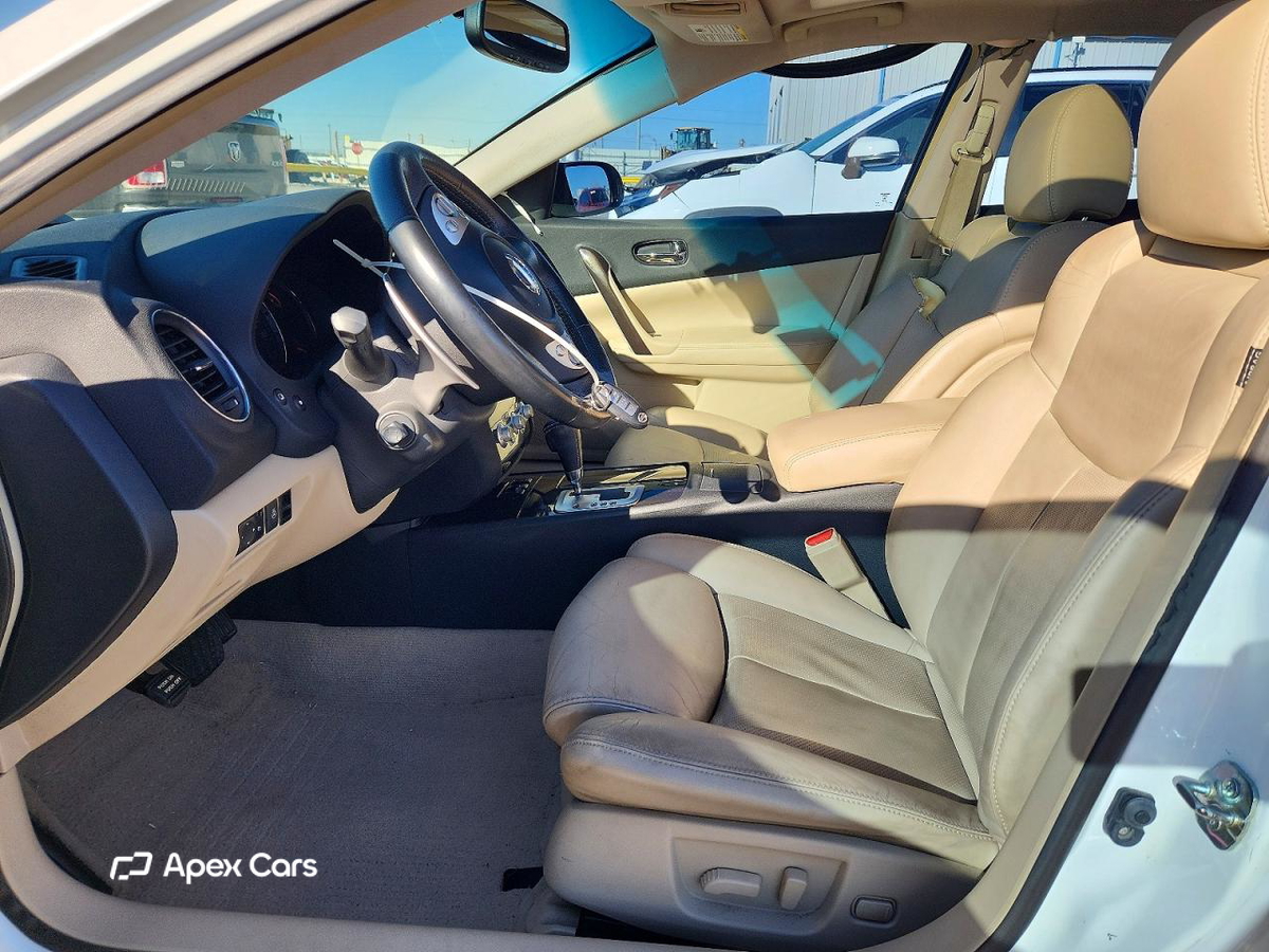 Nissan Maxima 2014