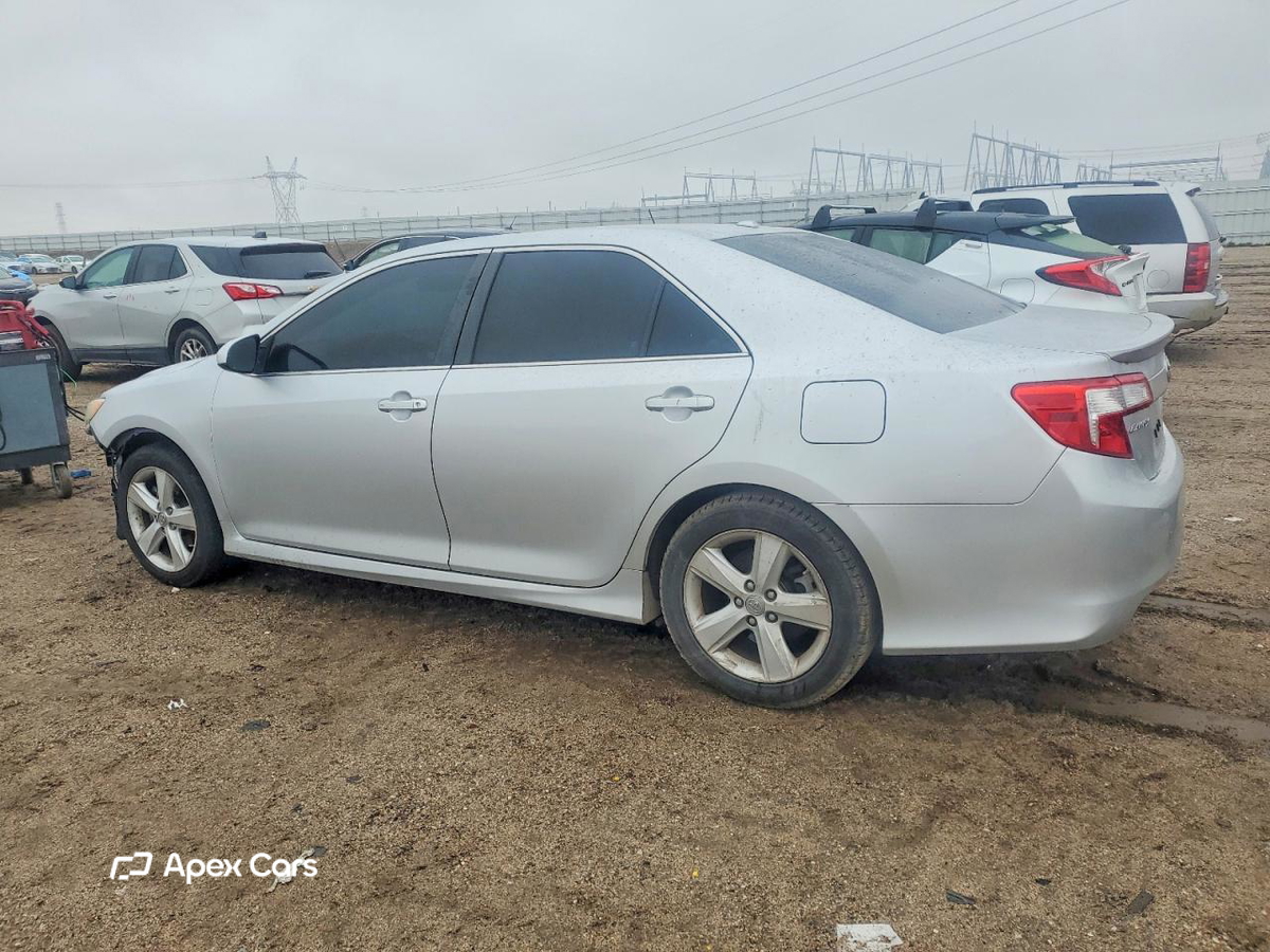 Toyota Camry 2012