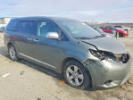 Toyota Sienna 2011