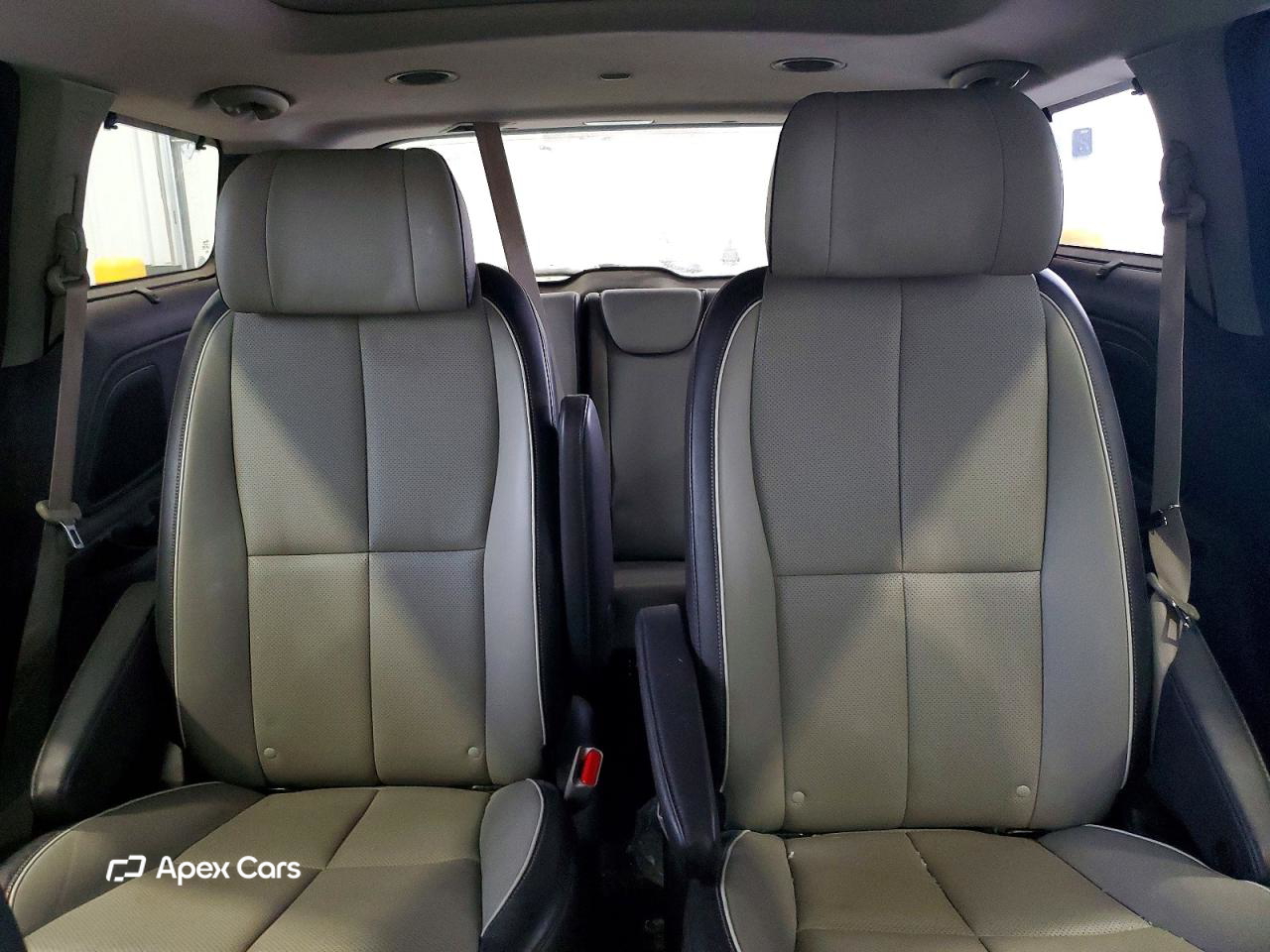 Kia Sedona 2015