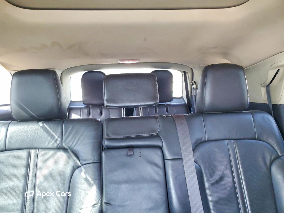 Lincoln MKT 2014