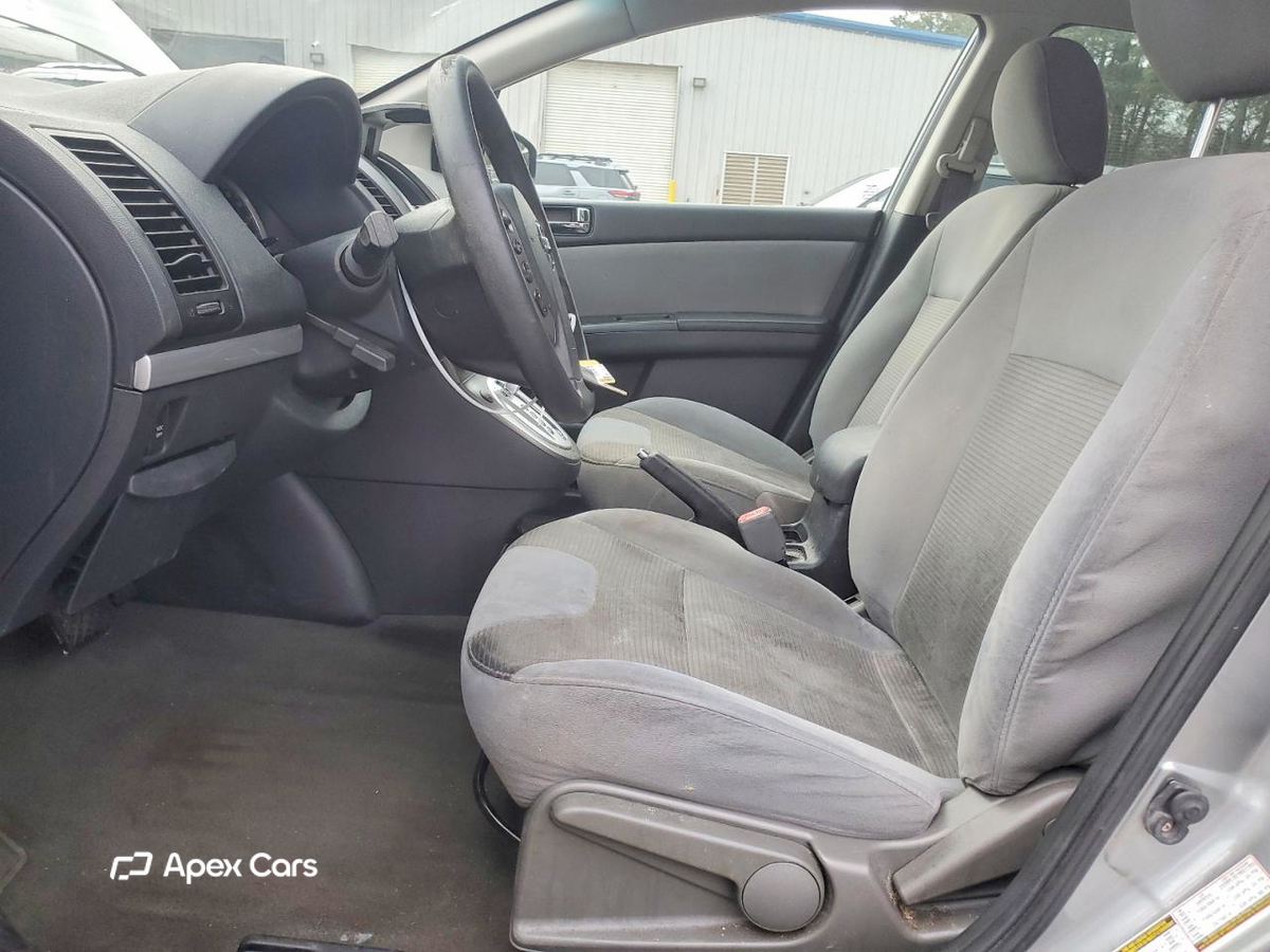 Nissan Sentra 2011