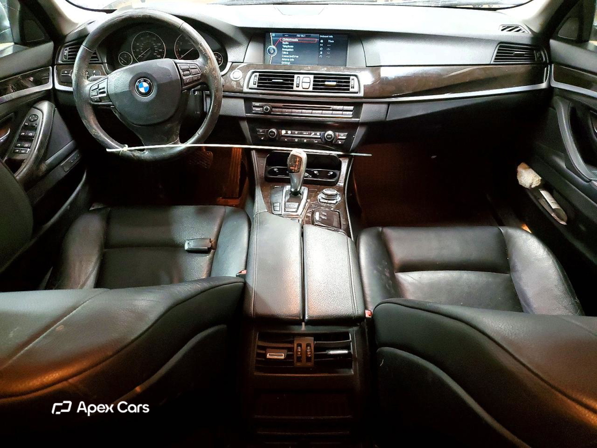 BMW Series 5 2011
