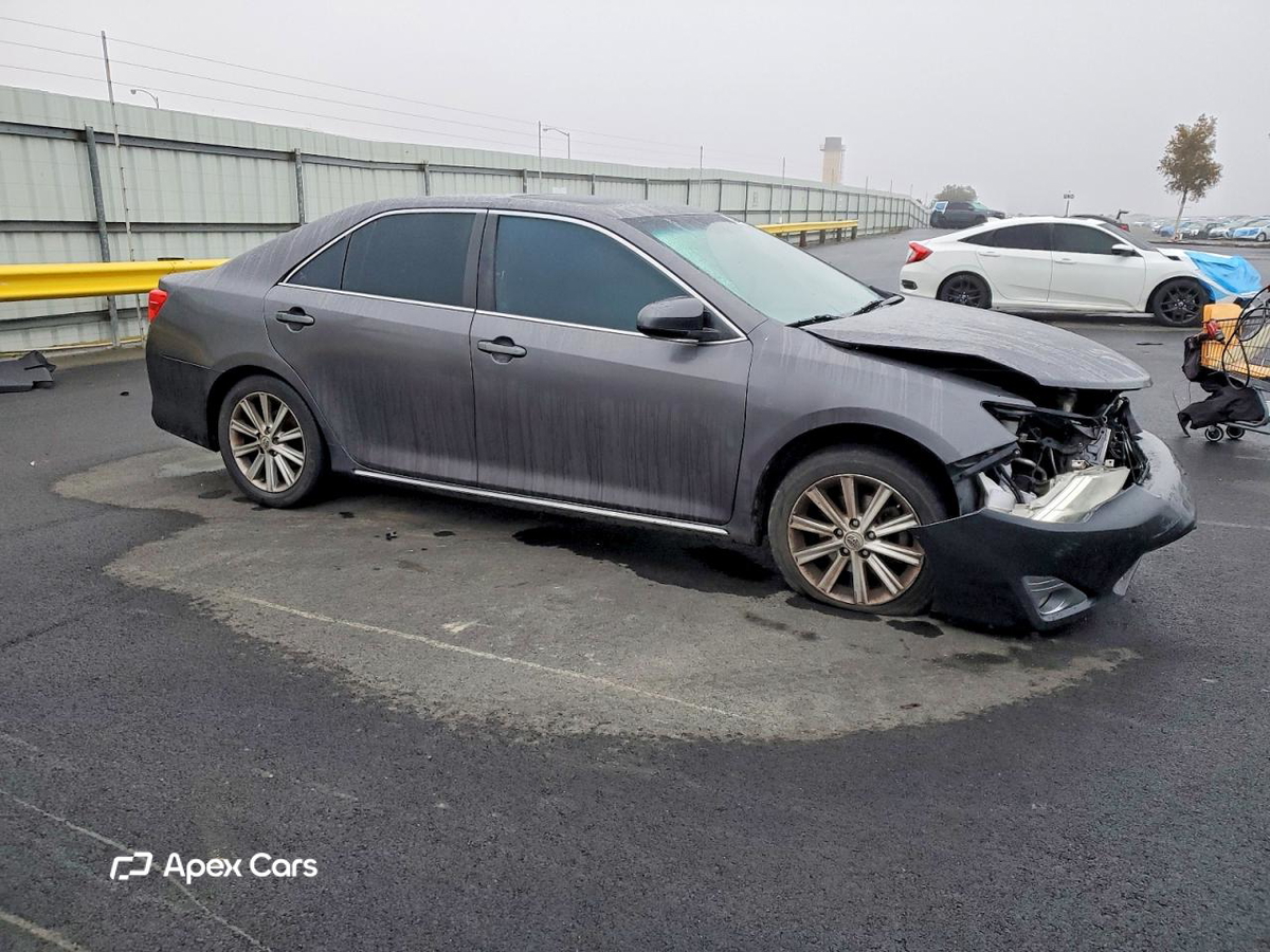 Toyota Camry 2012