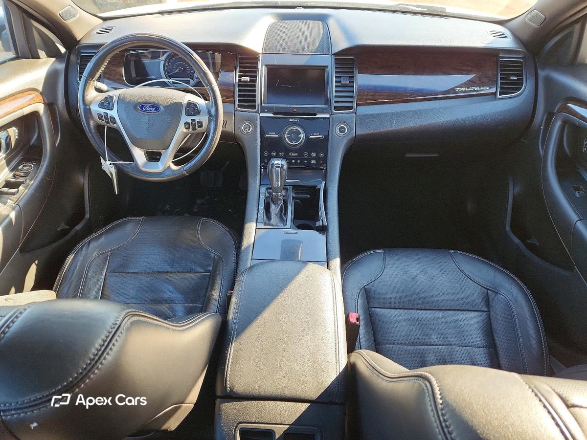 Ford Taurus 2015