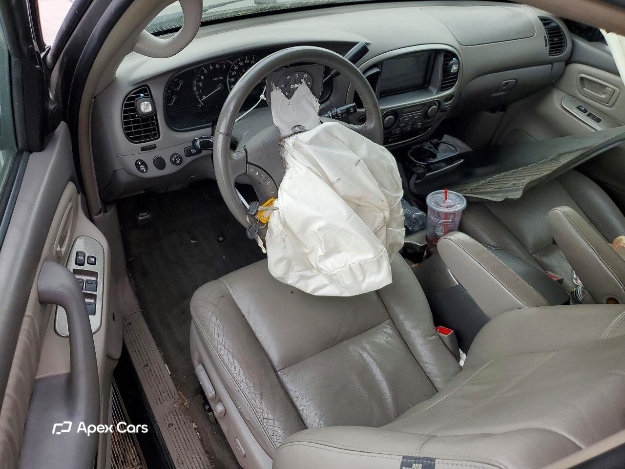Toyota Sequoia 2006