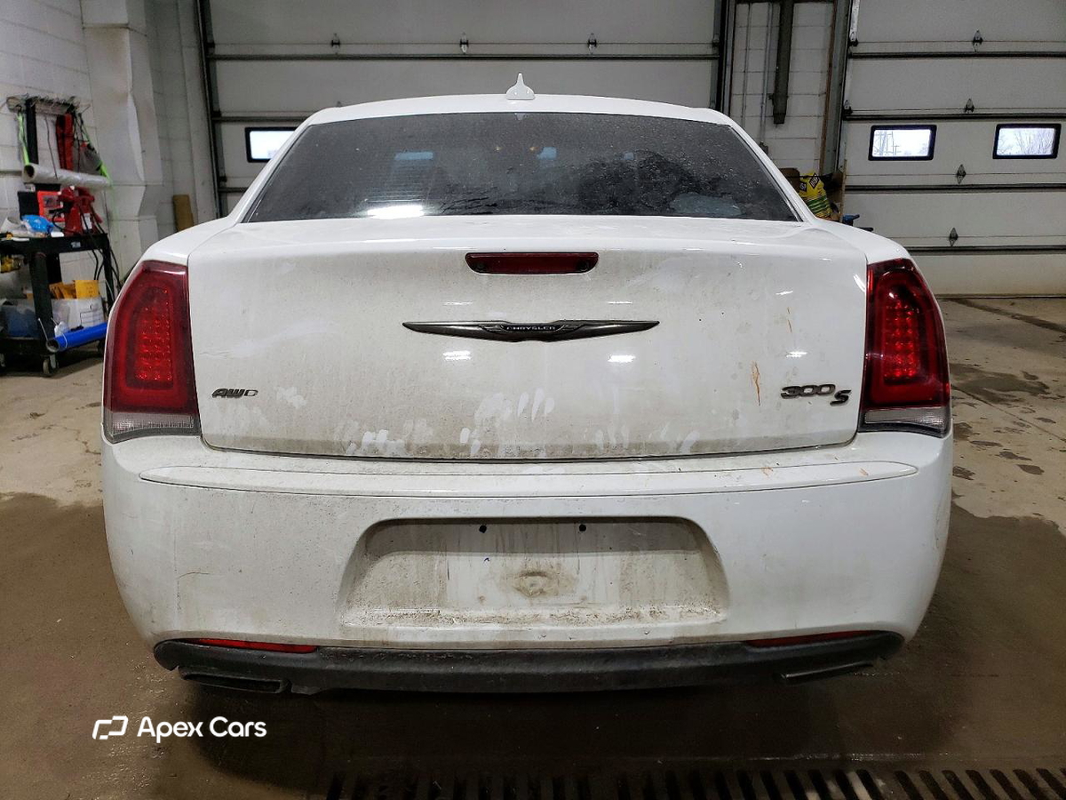 Chrysler 300 2016