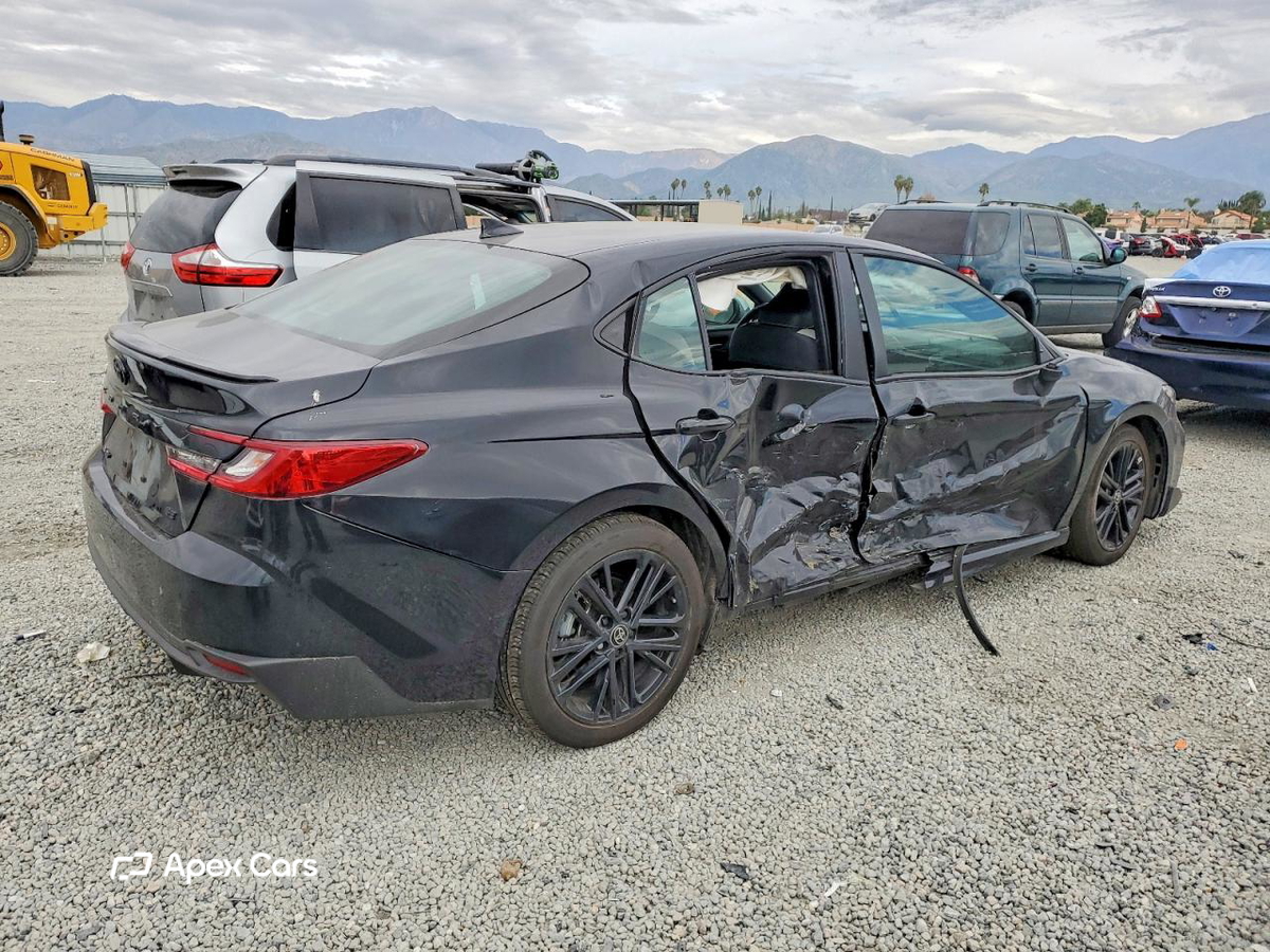Toyota Camry 2026