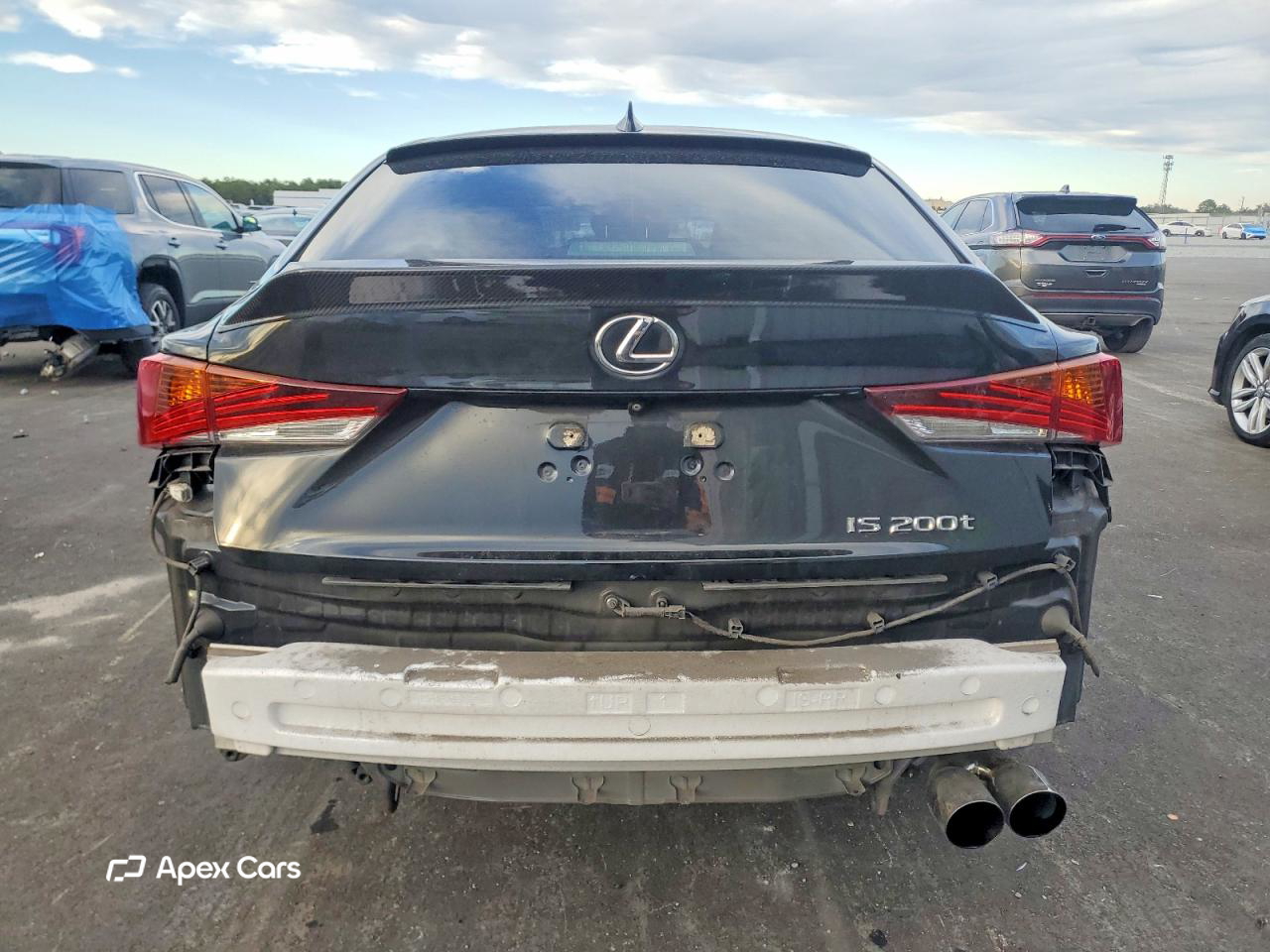 Lexus IS 2017