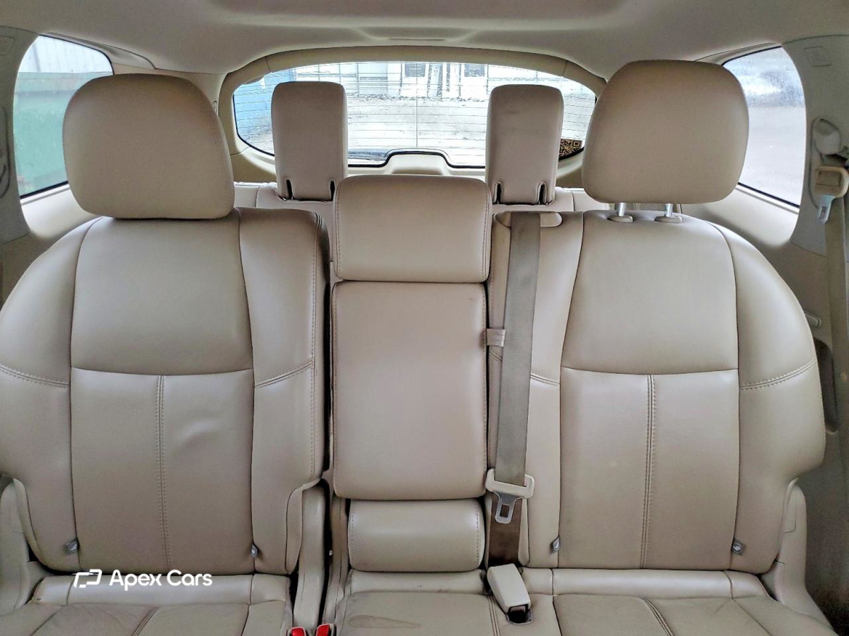 Nissan Pathfinder 2014