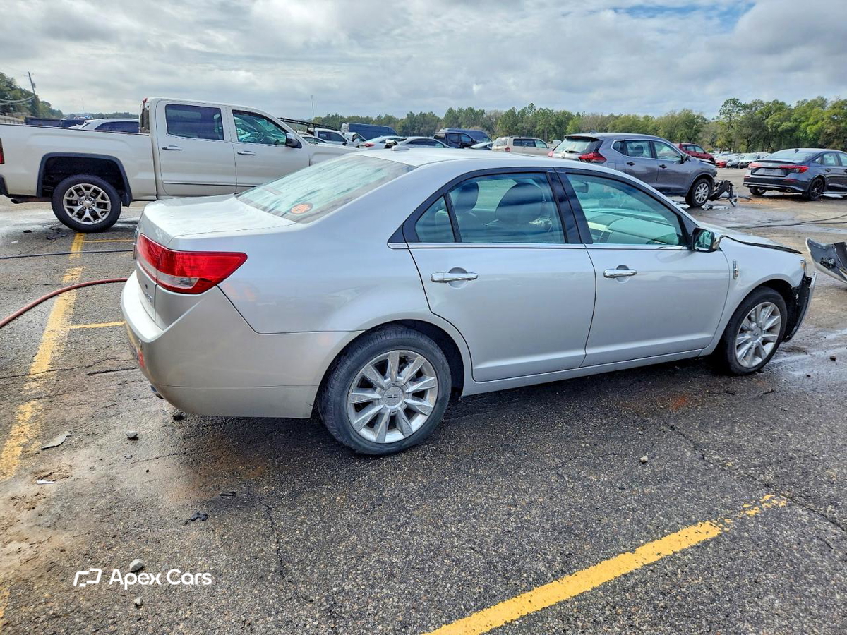 Lincoln MKZ 2010