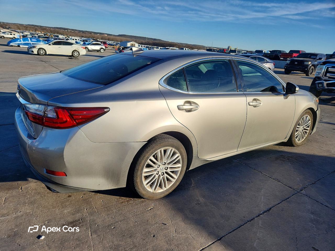 Lexus ES 2016