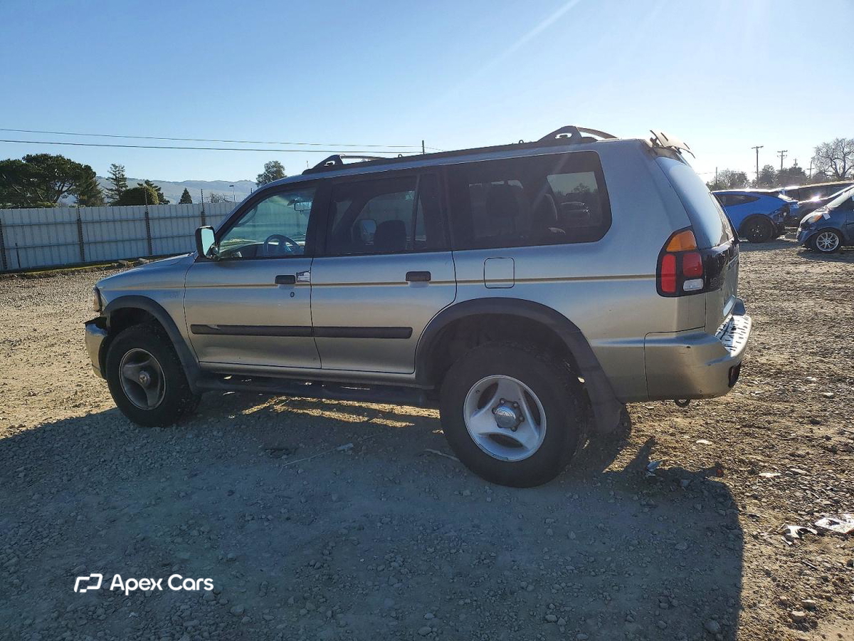 Mitsubishi Montero 2000