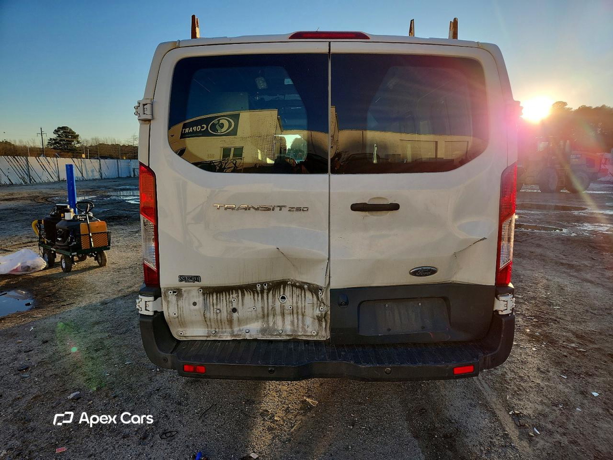 Ford Transit 2017