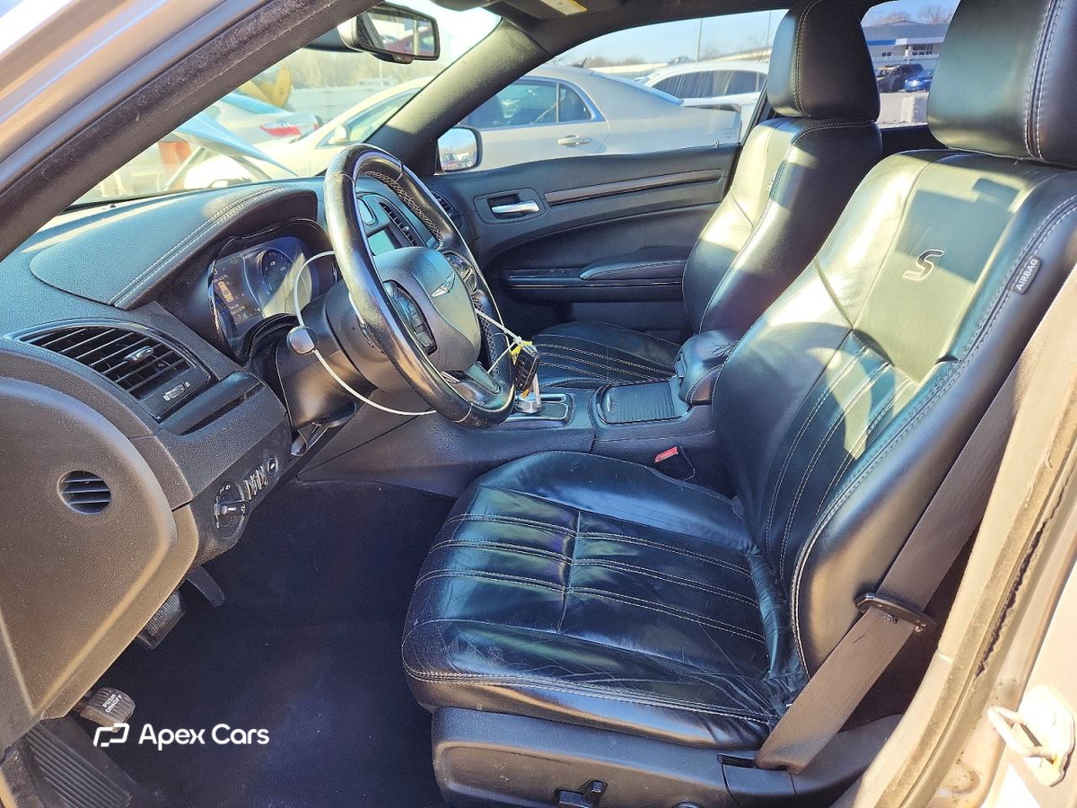 Chrysler 300 2016