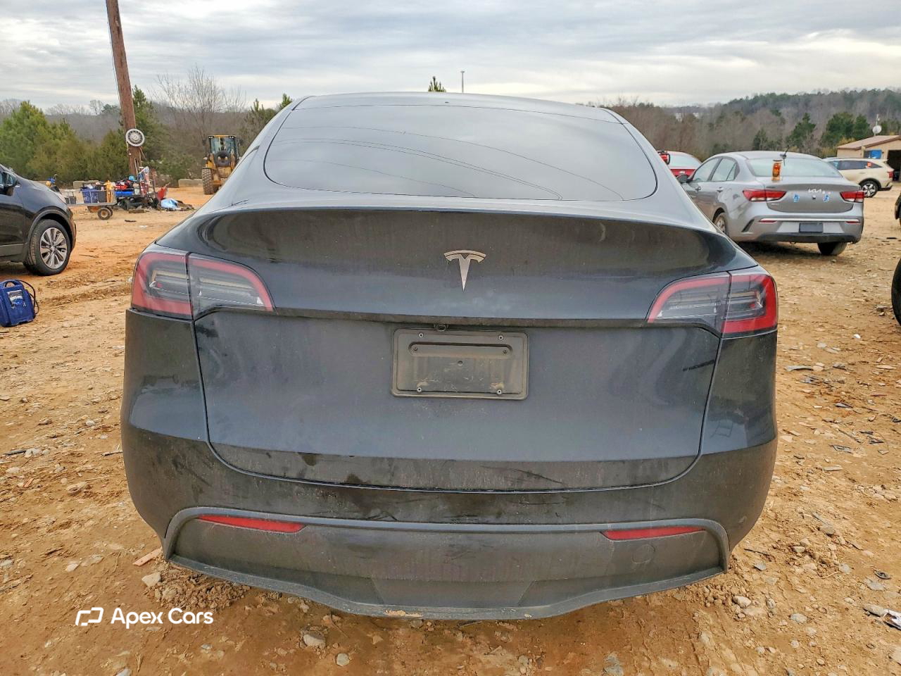 Tesla Model Y 2025