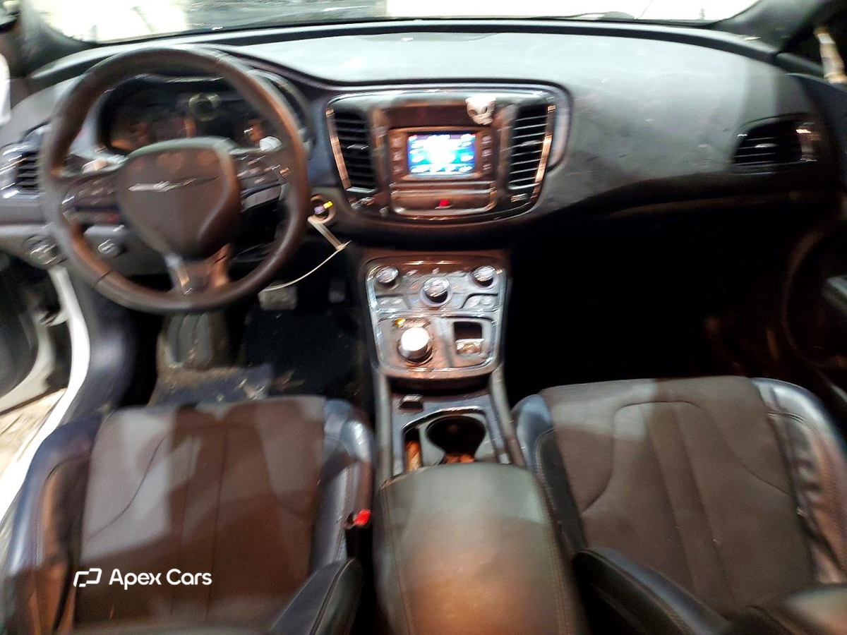 Chrysler 200 2015