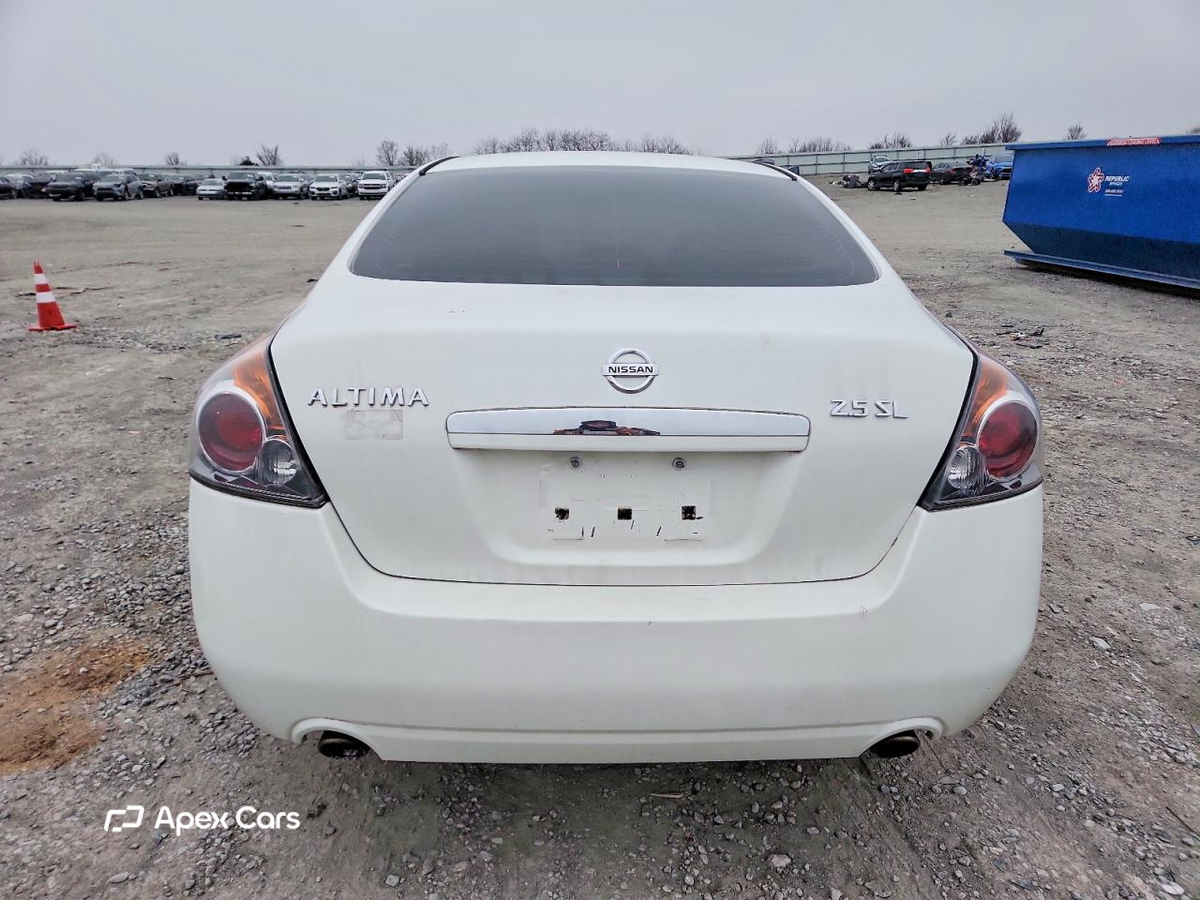Nissan Altima 2012