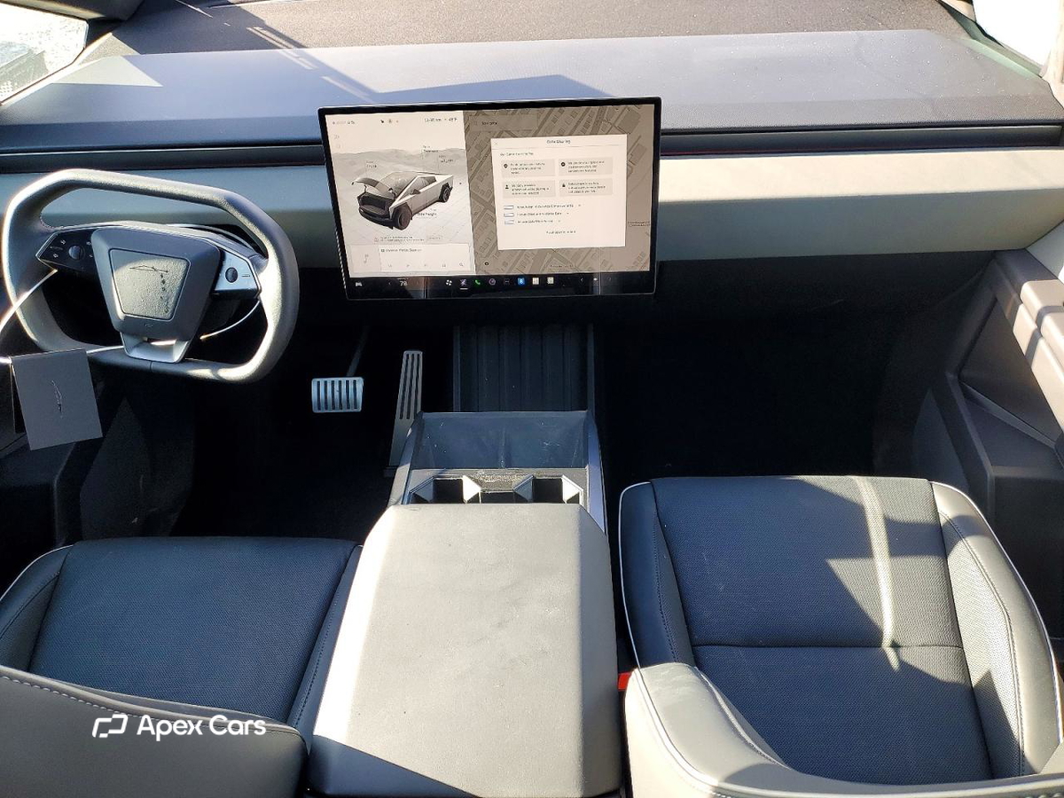 Tesla Cybertruck 2025