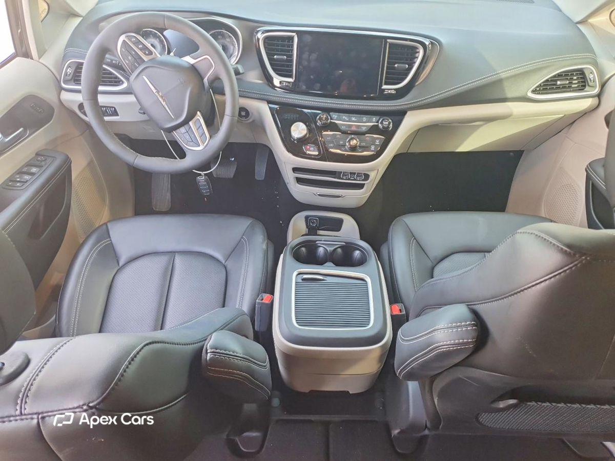 Chrysler Pacifica 2024