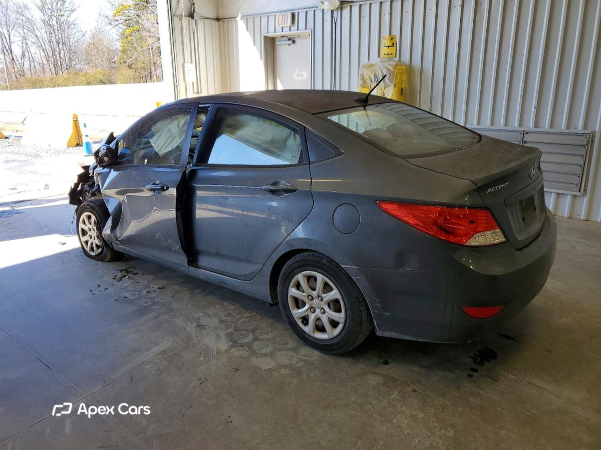 Hyundai Accent 2013