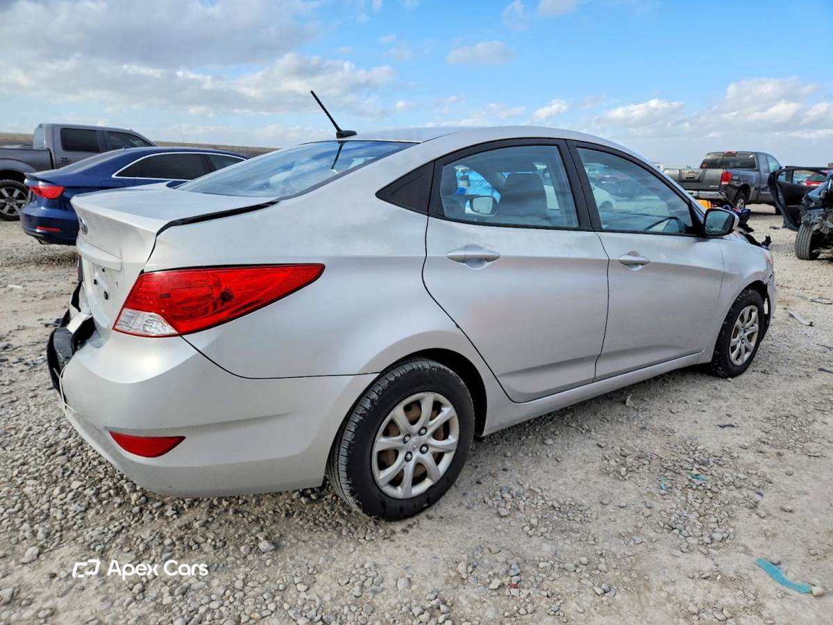 Hyundai Accent 2013