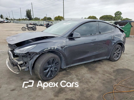 Tesla Model Y 2024 - Image 1 of 12
