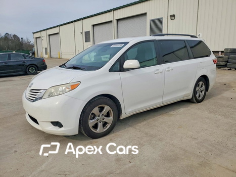Toyota Sienna 2015 - Image 1 of 14