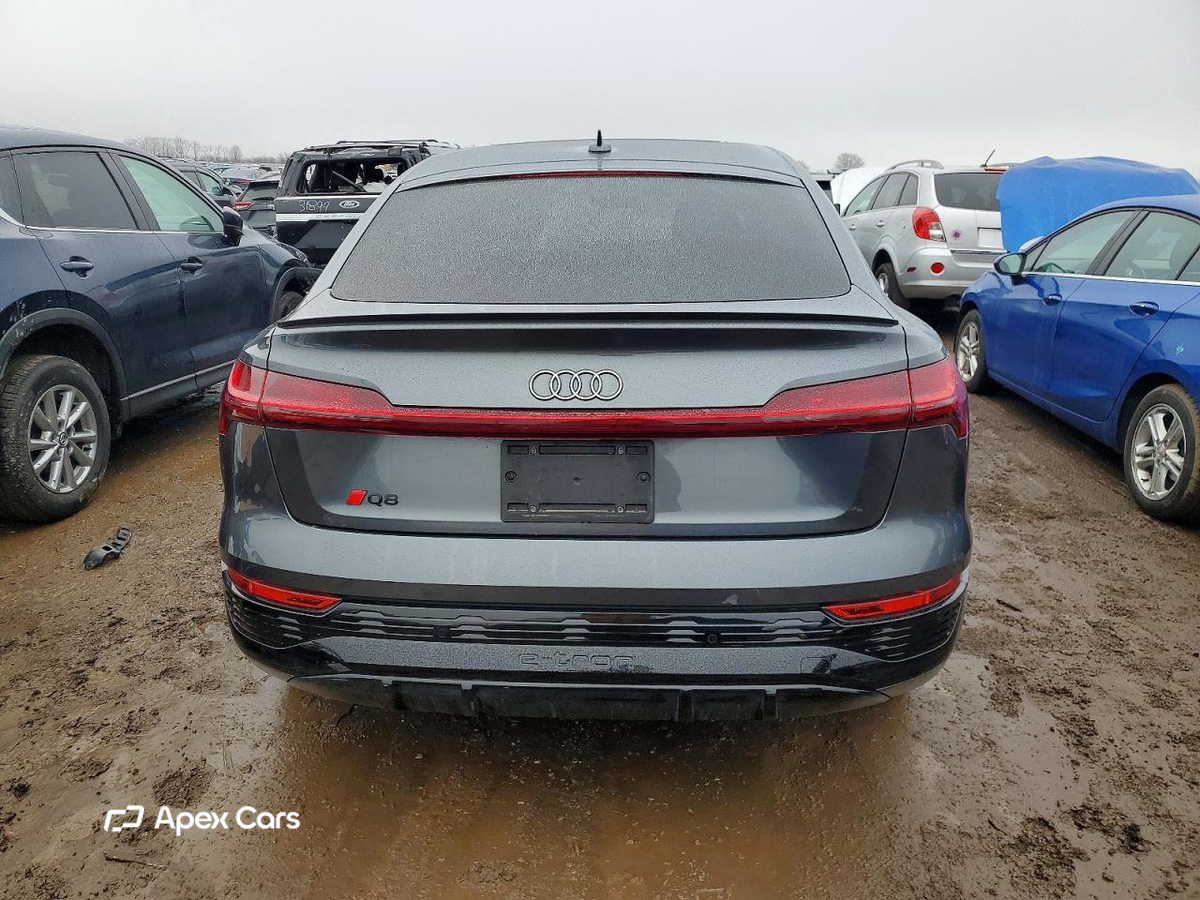 Audi Q8 2024