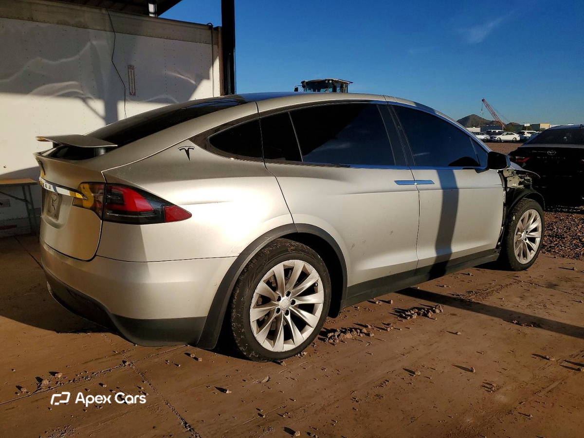 Tesla Model X 2016