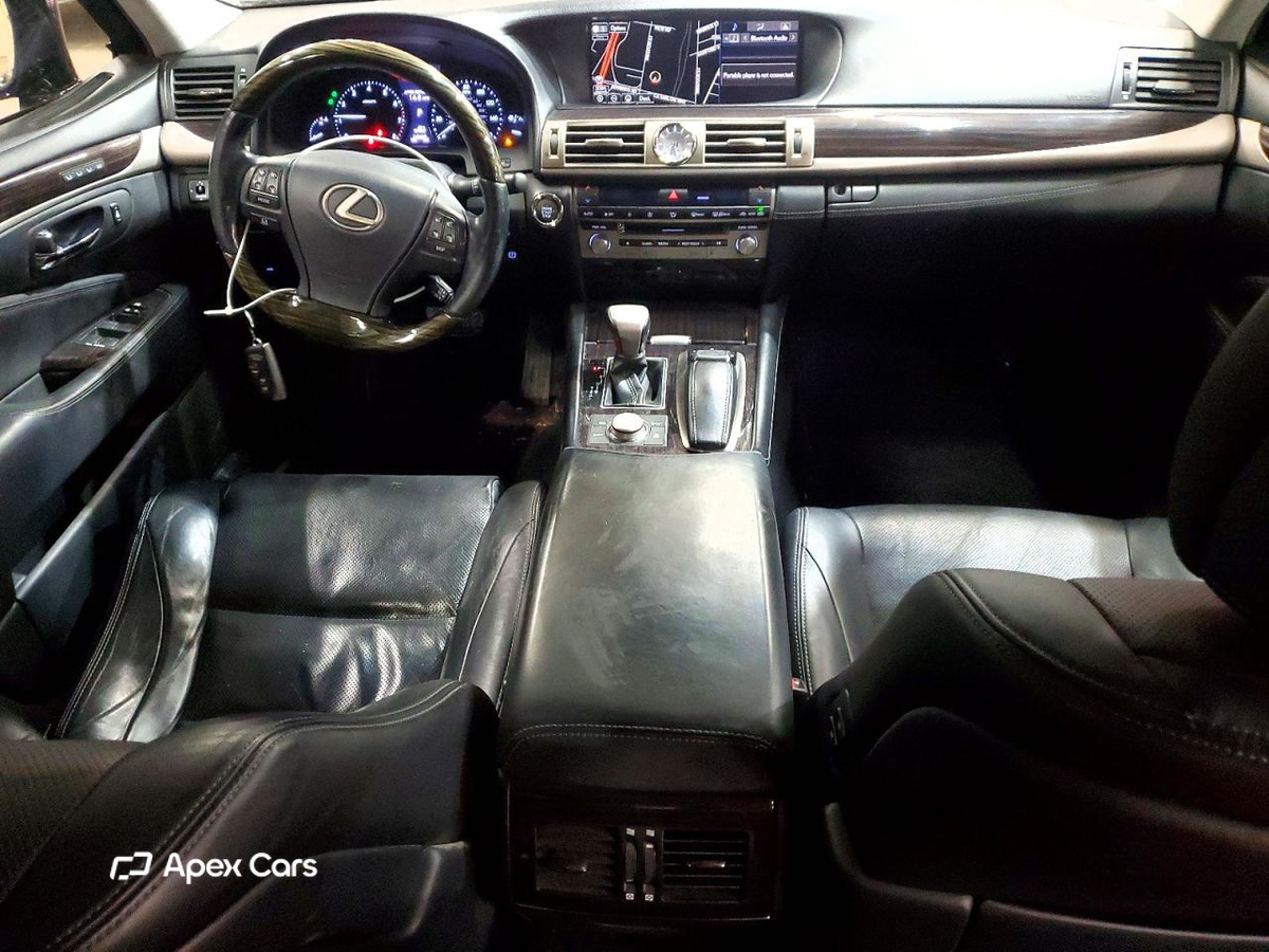 Lexus LS 2015