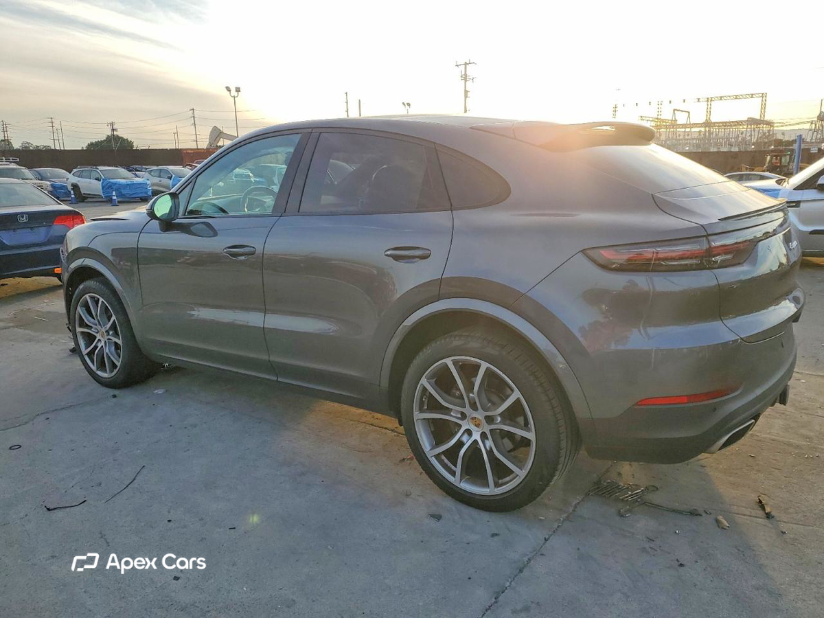 Porsche Cayenne 2021