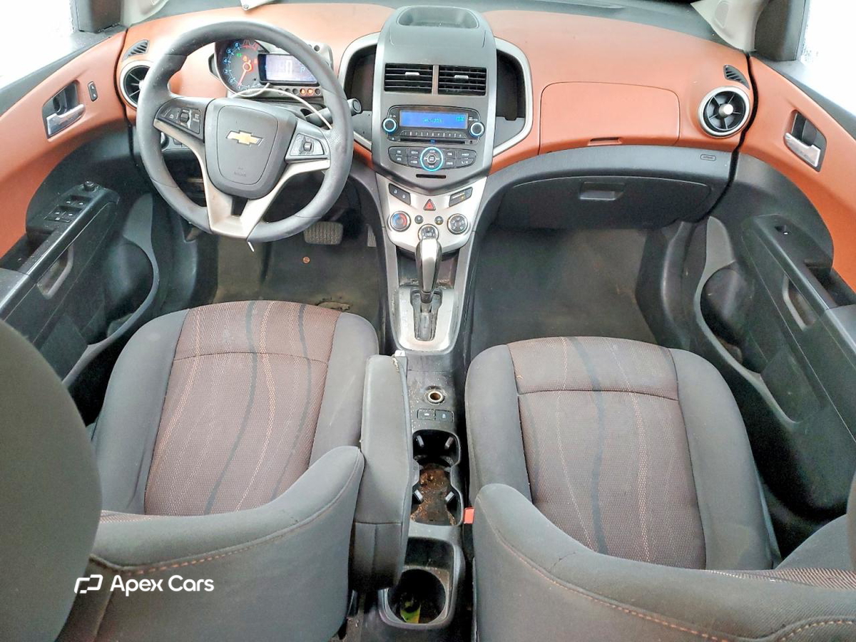 Chevrolet Sonic 2015