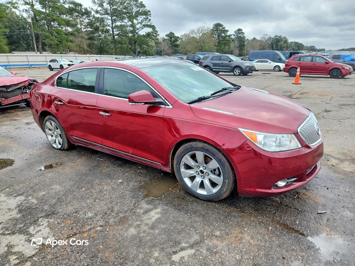 Buick LaCrosse 2011