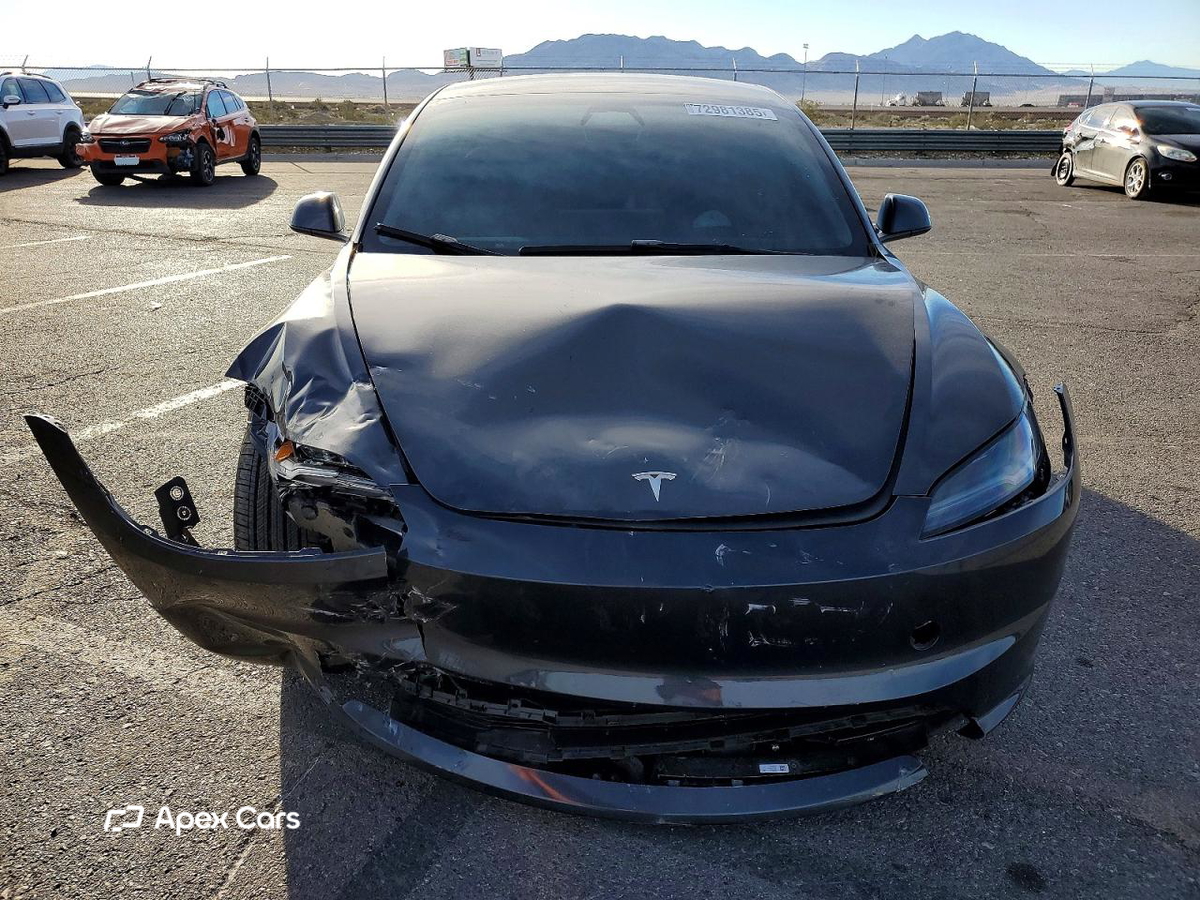 Tesla Model 3 2025