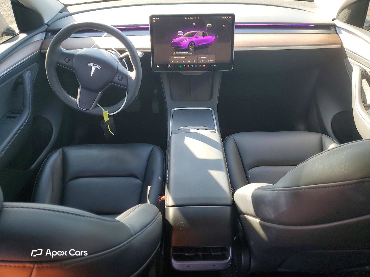 Tesla Model Y 2024