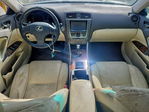 Lexus IS 2010