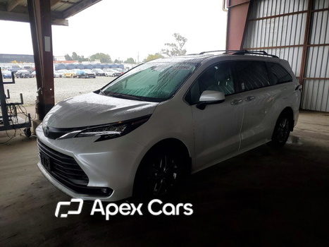 Toyota Sienna 2025 - Image 1 of 13