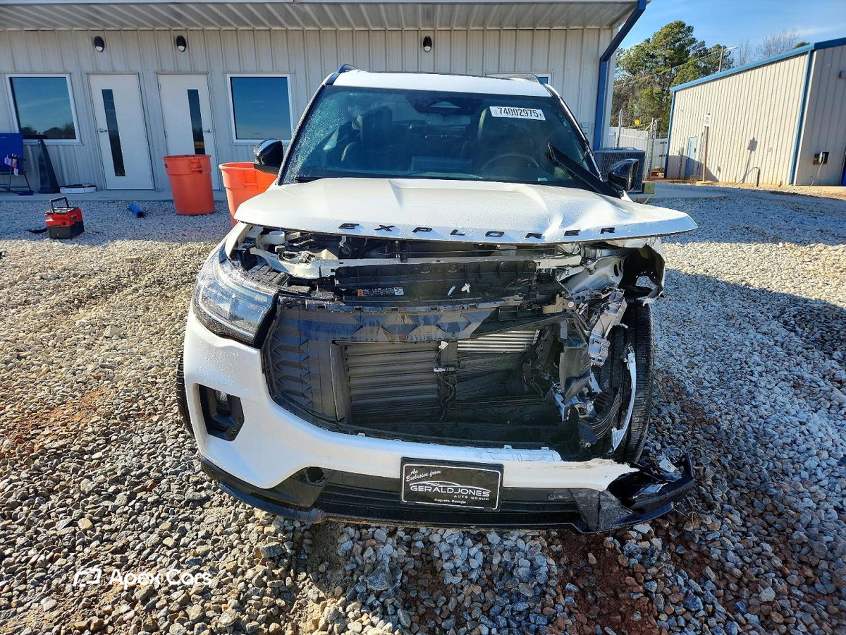 Ford Explorer 2025