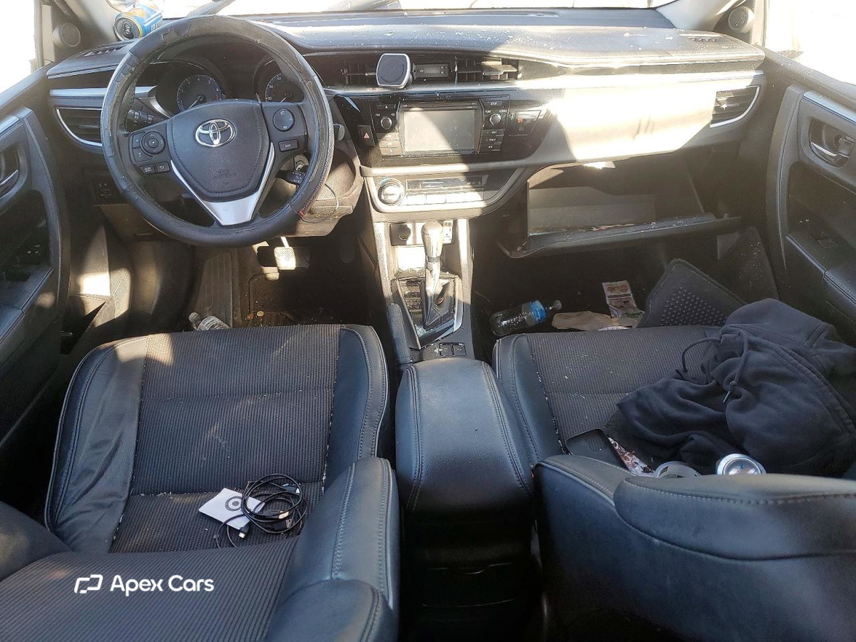 Toyota Corolla 2015