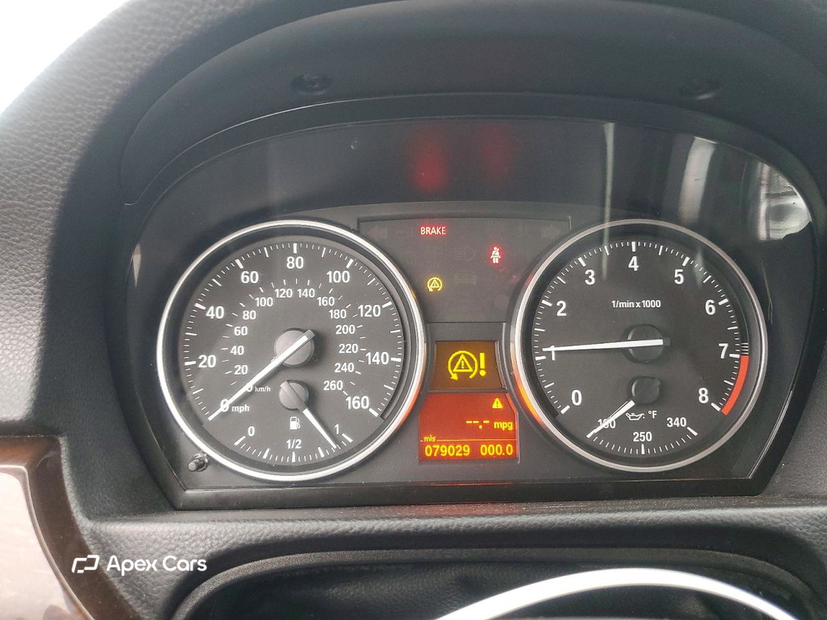 BMW Series 3 2011