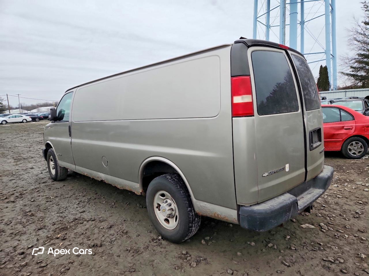 Chevrolet Express 2003
