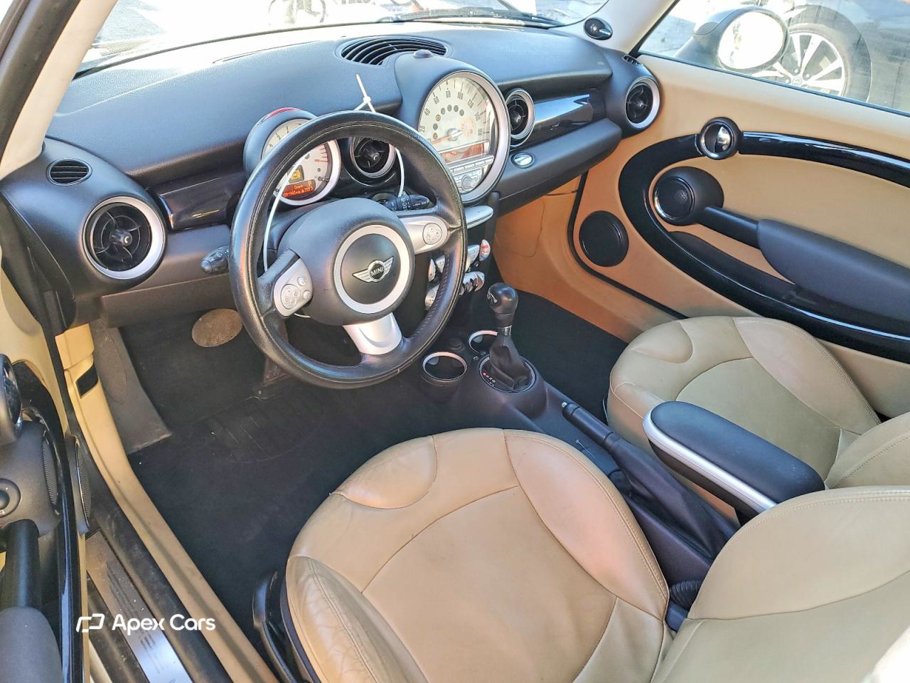 MINI Cooper 2010