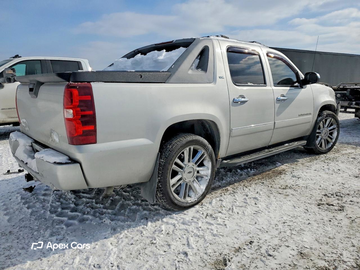 Chevrolet Avalanche 2011