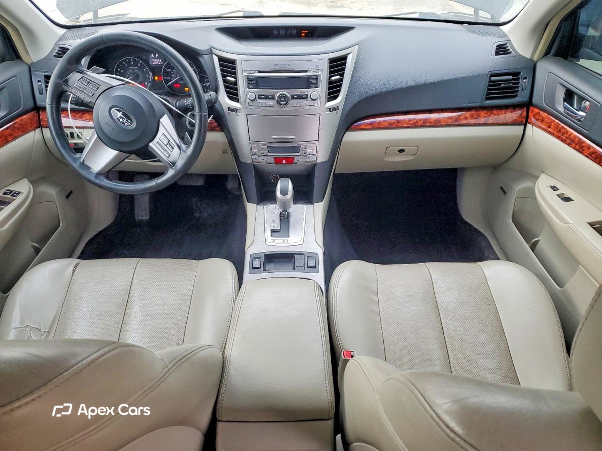 Subaru Outback 2011