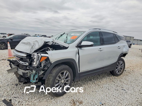 GMC Terrain 2022 - Image 1 of 15