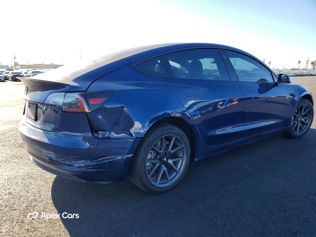 Tesla Model 3 2022