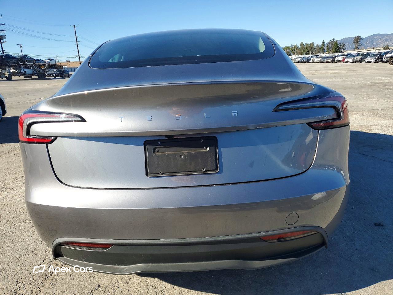 Tesla Model 3 2024
